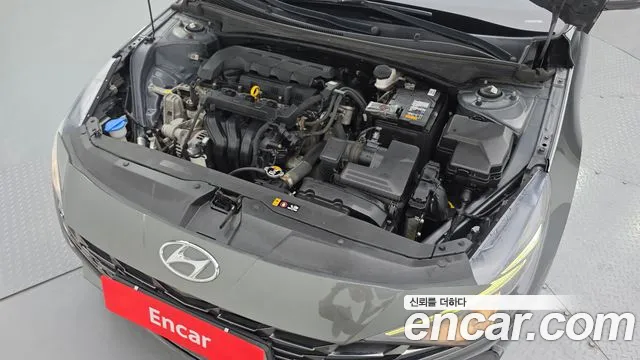 Hyundai Avante CN7 — Фото автомобиля 6