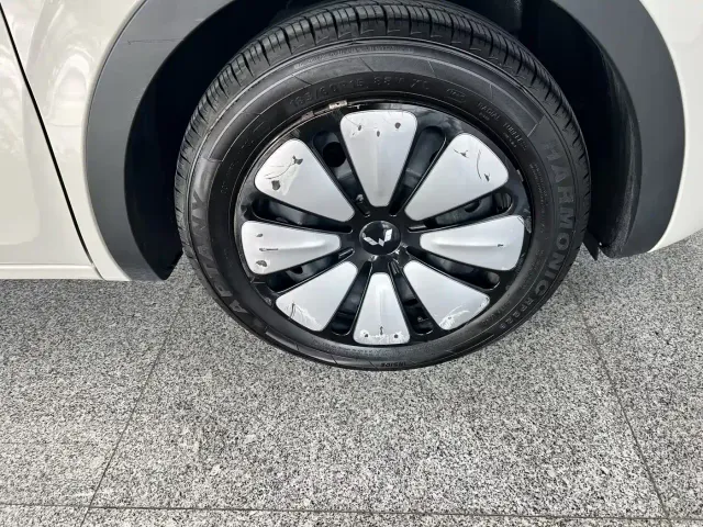 Wuling Bingo — Фото автомобиля 10