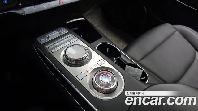 Genesis GV70 2.5T Бензин 2WD — Фото автомобиля 9