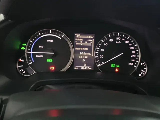 Lexus RX — Фото автомобиля 4