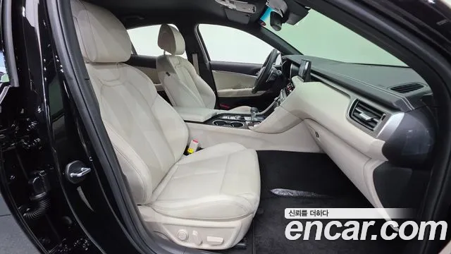 Genesis G70 Новый G70 Бензин 2.5T 4WD — Фото автомобиля 10