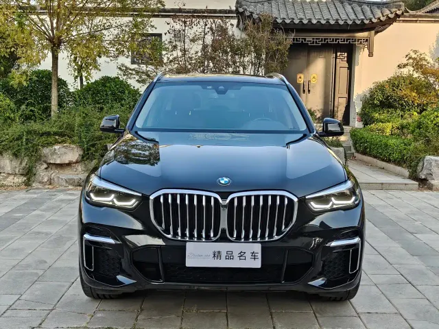 BMW X5 — Фото автомобиля 2