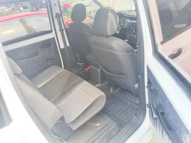 Wuling Hongguang Plus — Фото автомобиля 11