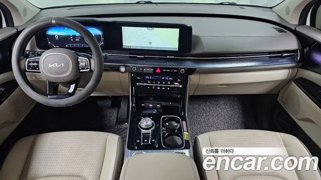 Kia Carnival Generation 4 — Фото автомобиля 7