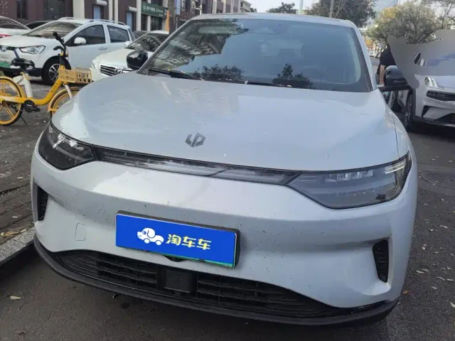 Leapmotor C11 — Фото автомобиля 2