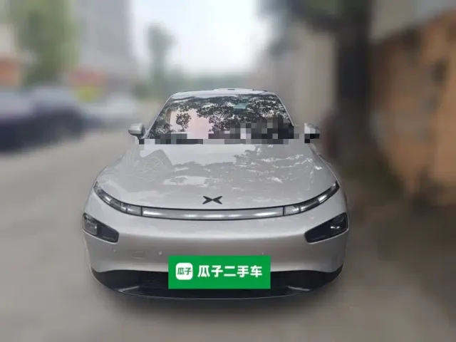 Xpeng P7 — Фото автомобиля 2