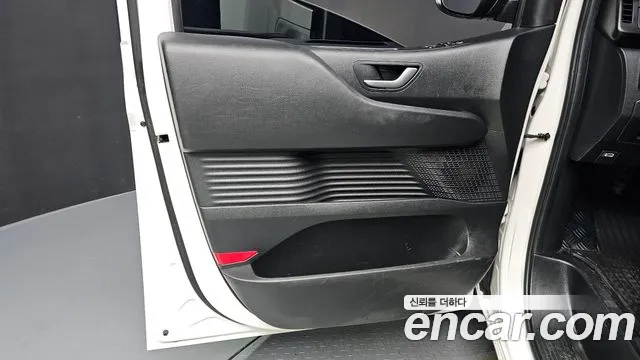 Hyundai Staria Staria Tourer 11 мест — Фото автомобиля 21