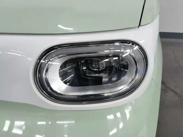 Wuling Hongguang Mini EV — Фото автомобиля 7
