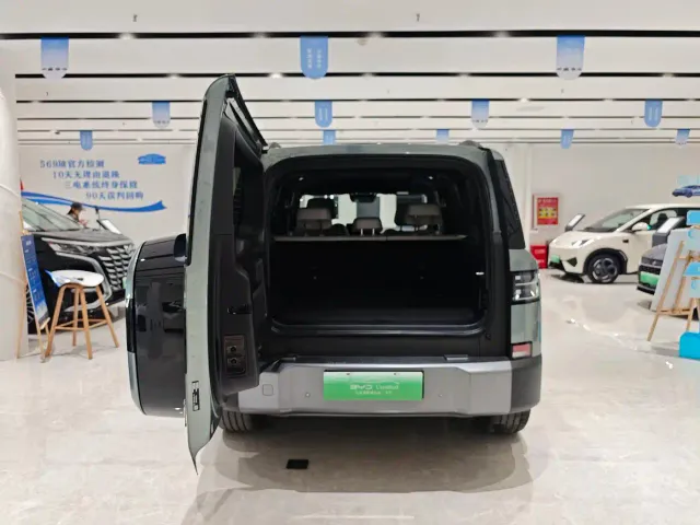 BYD FangChengBao Titanium 7 — Фото автомобиля 15