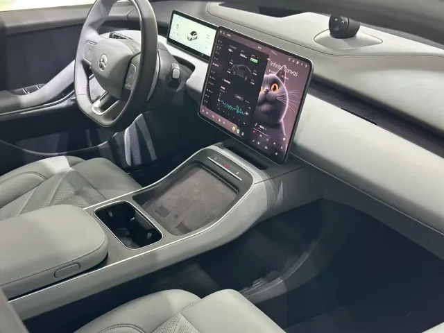 Nio ET5 — Фото автомобиля 21