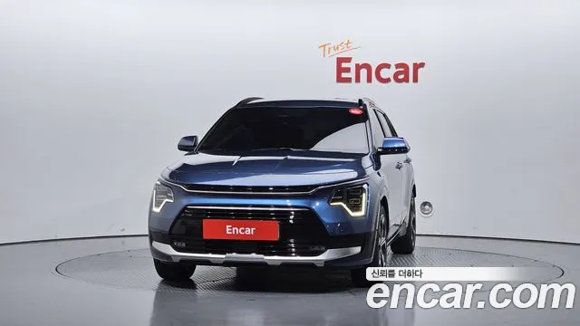 Kia Niro The All New Niro Signature — Фото автомобиля 3