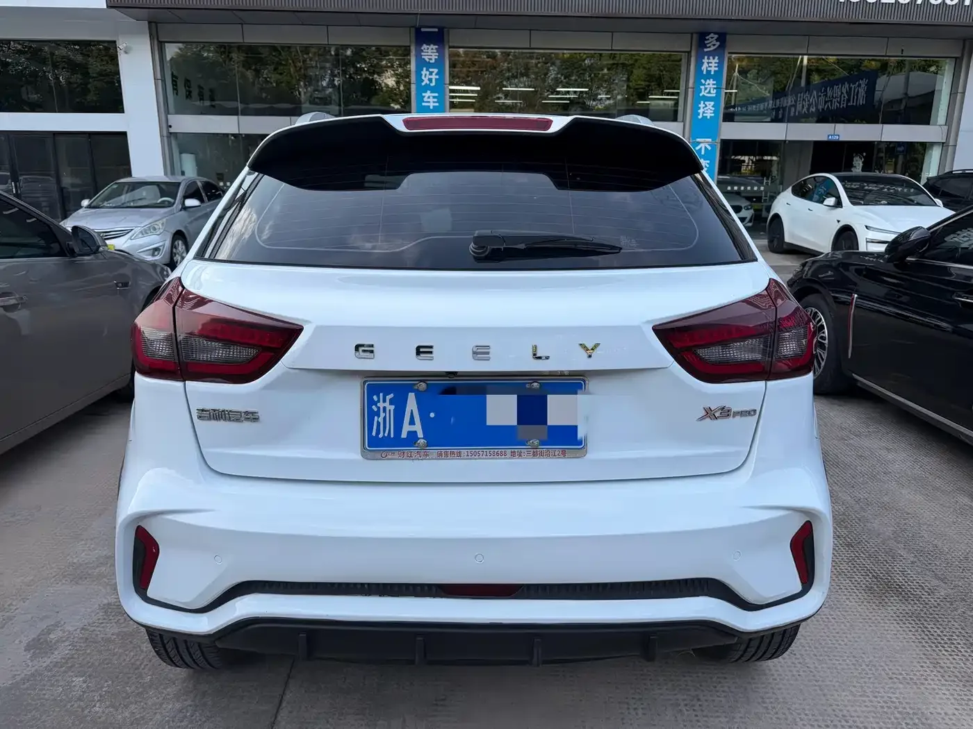 Geely Vision X3 2021 PRO 1.5L CVT Premium — Фото автомобиля 5