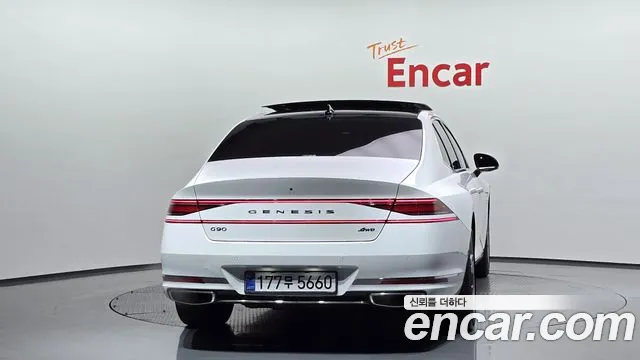 Genesis G90 Бензин 3.5 турбо AWD — Фото автомобиля 4