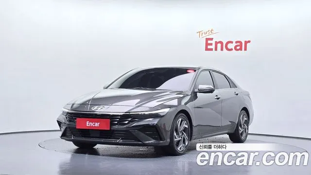 Фотография автомобиля — Hyundai Avante CN7