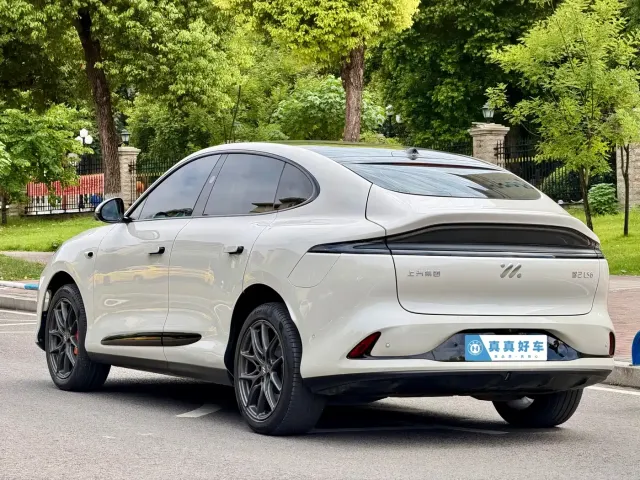 IM Motors LS6 — Фото автомобиля 6