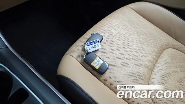 Kia Canival Carnival 4 поколение Дизель 9 мест Prestige — Фото автомобиля 25