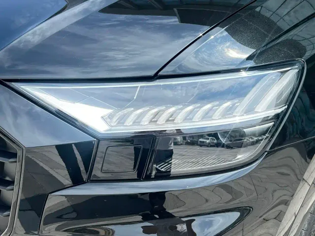 Audi Q8 — Фото автомобиля 4