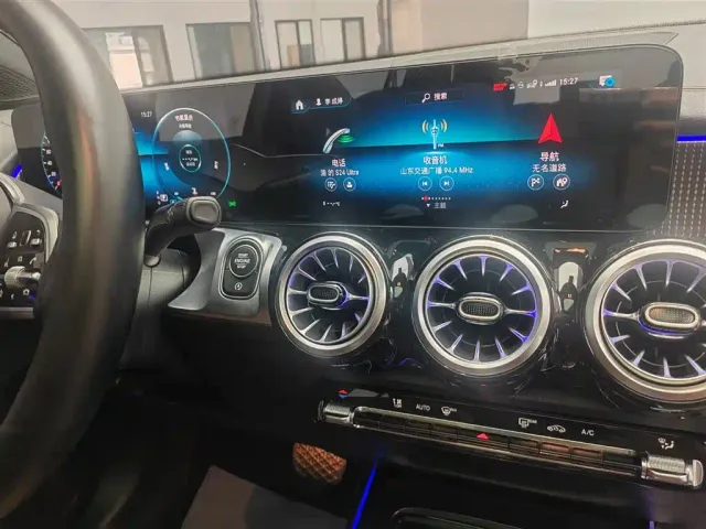 Mercedes-Benz GLB-Class — Фото автомобиля 14