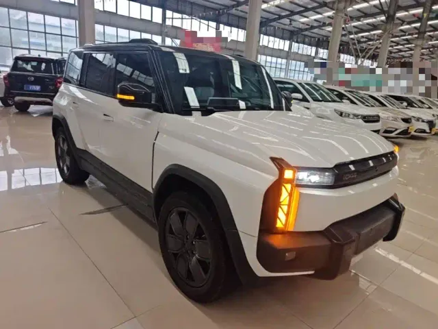 iCAR 03T — Фото автомобиля 3