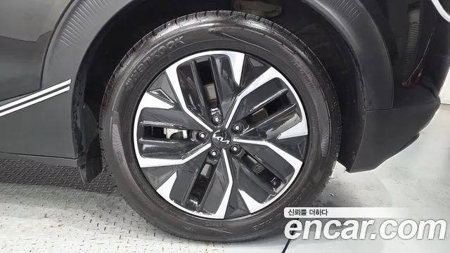 Kia EV6 — Фото автомобиля 6