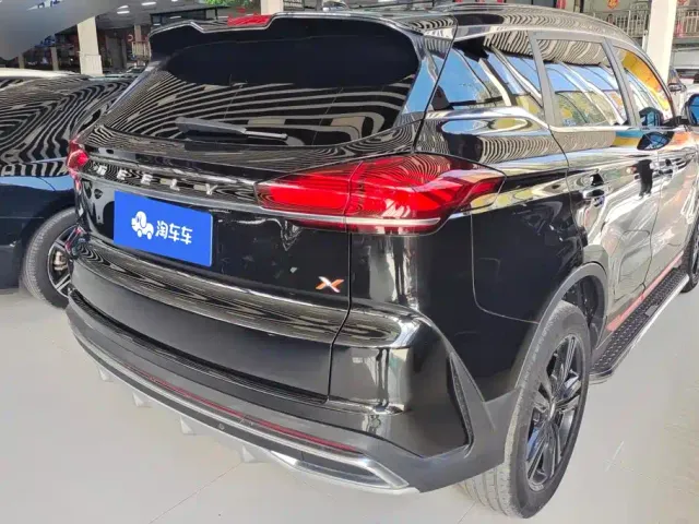 Geely Boyue — Фото автомобиля 3
