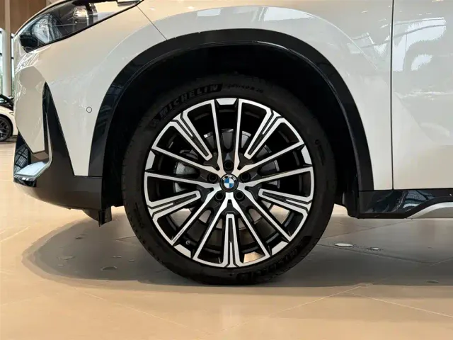 BMW X1 — Фото автомобиля 10