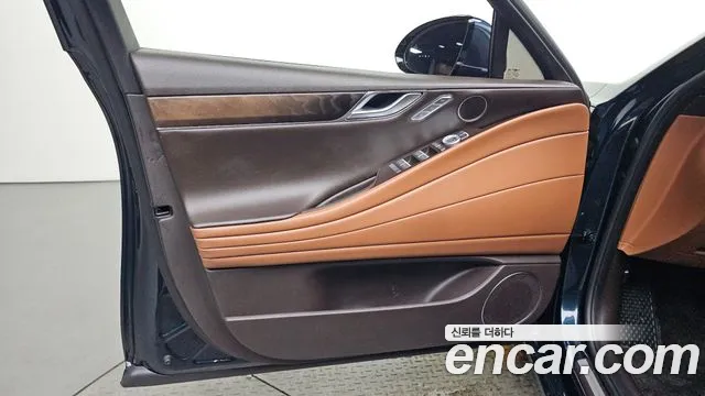 Genesis G80 Бензин 2.5 турбо AWD — Фото автомобиля 20