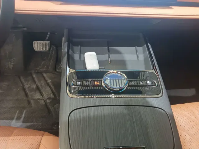 Geely Galaxy Xingyao 8 — Фото автомобиля 13
