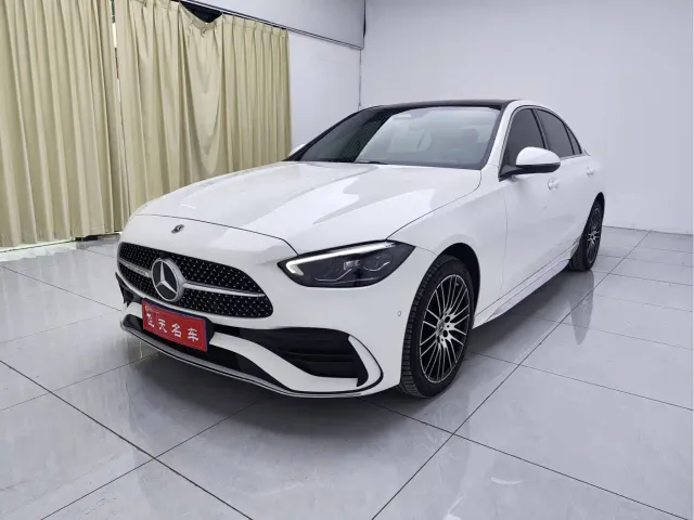Mercedes-Benz C-Class — Фото автомобиля 2