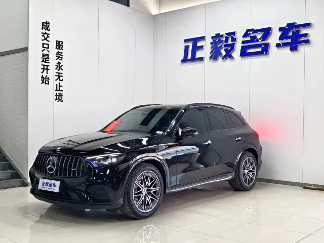 Фотография автомобиля — Mercedes-Benz GLC-Class AMG
