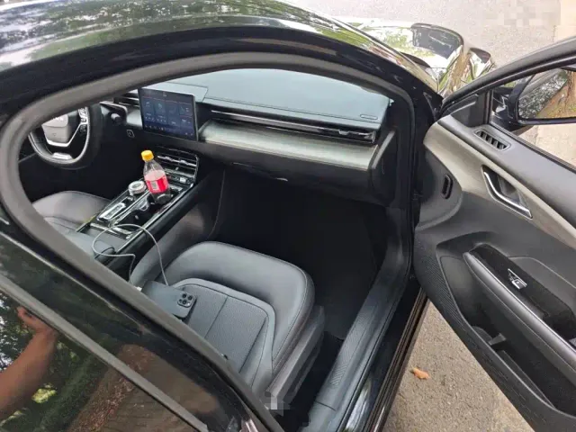 Wuling Starlight — Фото автомобиля 19
