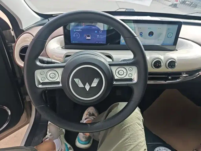 Wuling Bingo — Фото автомобиля 10