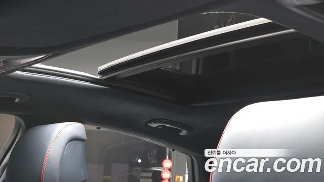 Genesis GV80 — Фото автомобиля 17