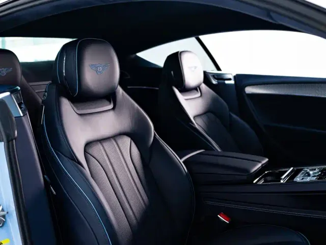 Bentley Continental — Фото автомобиля 12