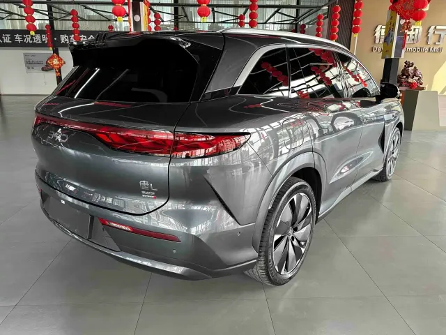 BYD Tang L — Фото автомобиля 8