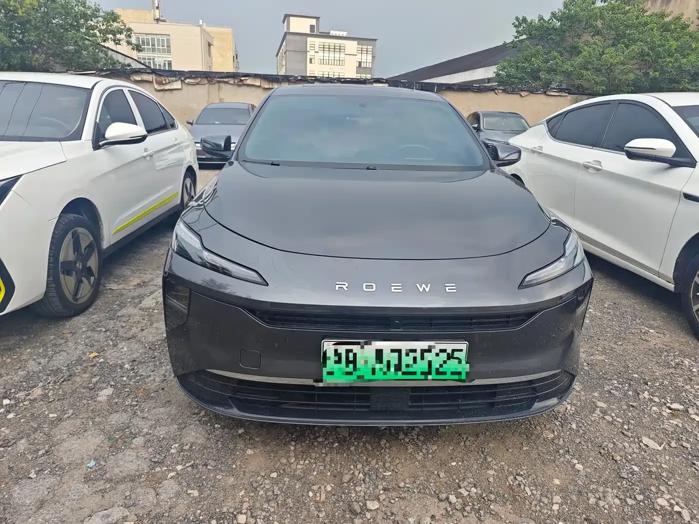 Roewe Roewe D6 2025 Model 450km Premium Edition — Фото автомобиля 2