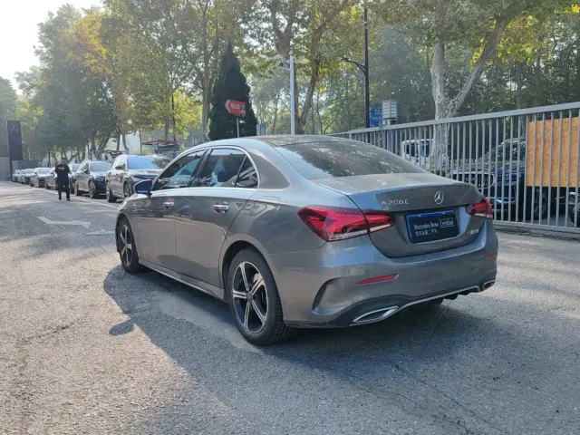Mercedes-Benz A-Class — Фото автомобиля 4
