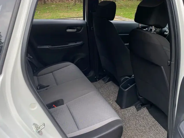 Honda Fit — Фото автомобиля 15