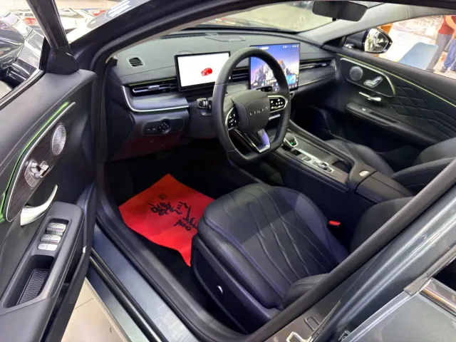 Chery Arrizo 8 PRO — Фото автомобиля 23