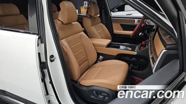 Hyundai Santafe Santa Fe (MX5) Бензин 2.5T 2WD — Фото автомобиля 23