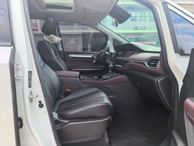 GAC Trumpchi M6 — Фото автомобиля 19