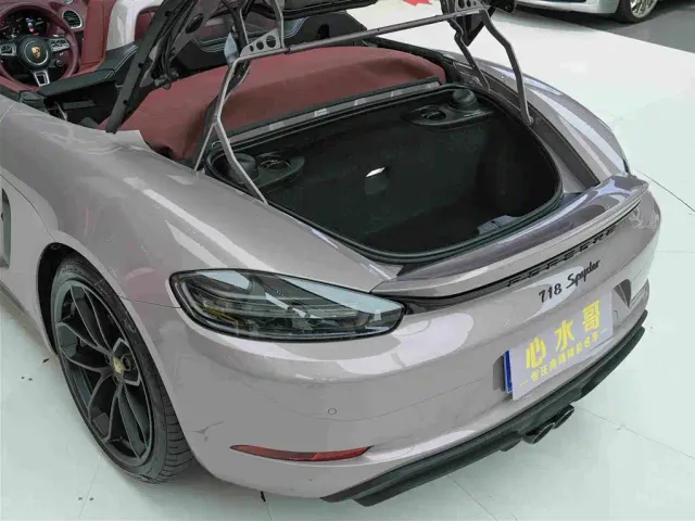Porsche 718 — Фото автомобиля 24