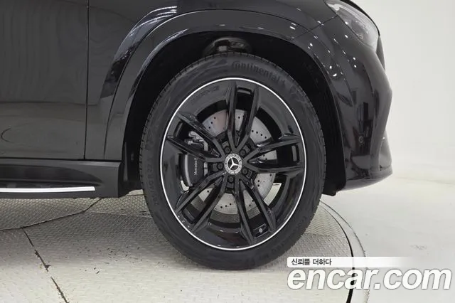 Mercedes-Benz GLE-Class — Фото автомобиля 5