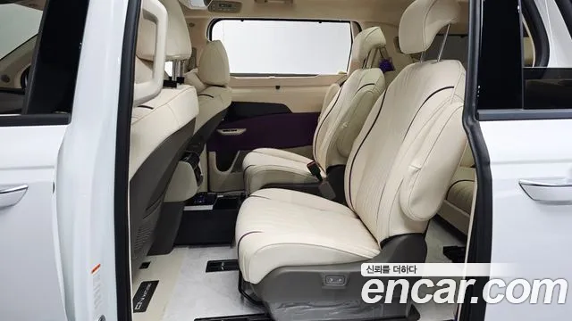 Kia Canival Новый Carnival 4 поколение Бензин 9 мест Hi-Limousine (Спецкузов) — Фото автомобиля 7