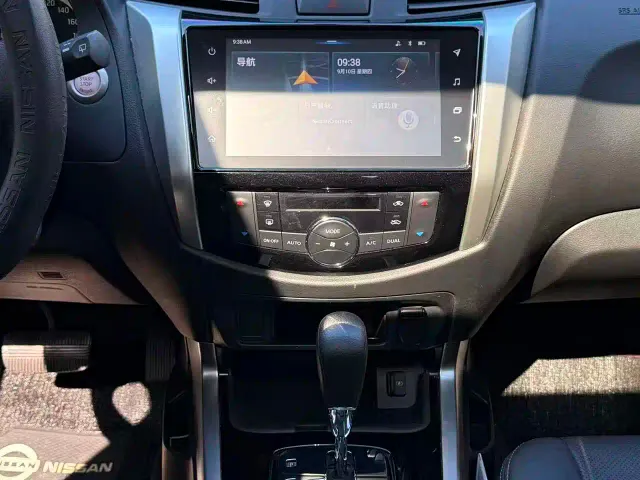 Nissan Terra — Фото автомобиля 8