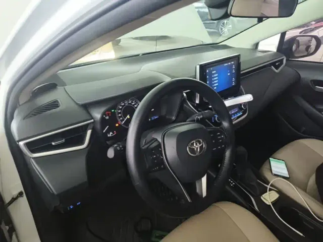 Toyota Corolla — Фото автомобиля 9