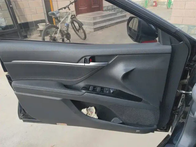 Toyota Camry — Фото автомобиля 6