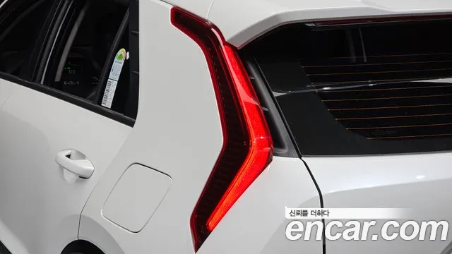 Kia Niro The All New Niro Signature — Фото автомобиля 23