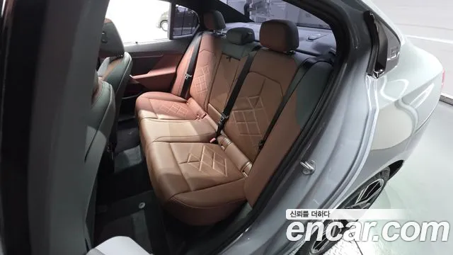 BMW 5 Series G60 — Фото автомобиля 16