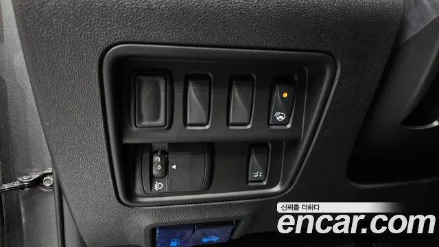 Renault-KoreaSamsung QM6 Новый QM6 2.0 GDe RE Signature 2WD — Фото автомобиля 20